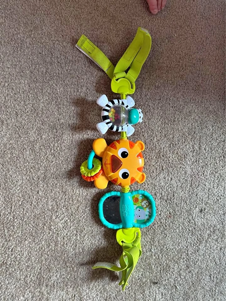 Car seat toy