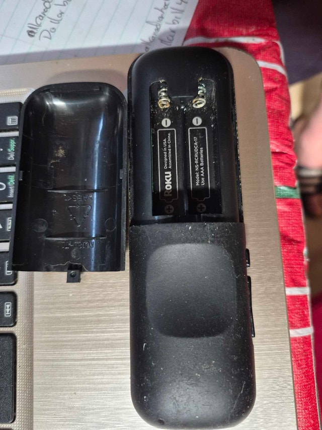 Insignia Roku TV Remote Control - photo 2