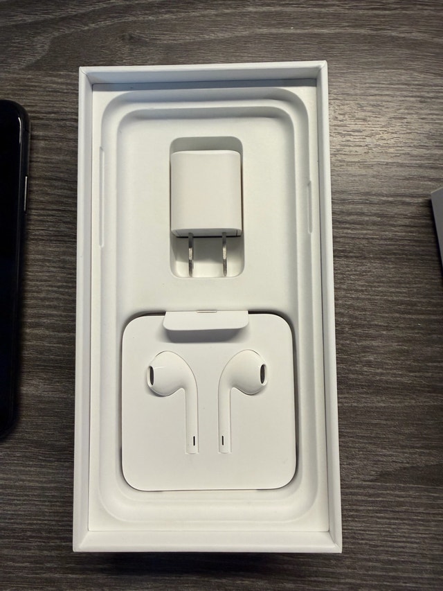 Apple iPhone X 256GB - photo 3