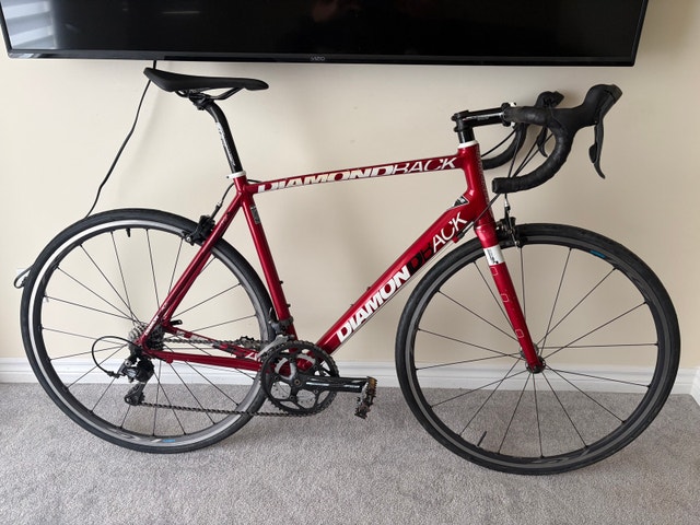 Diamondback Century 56cm Road Bike