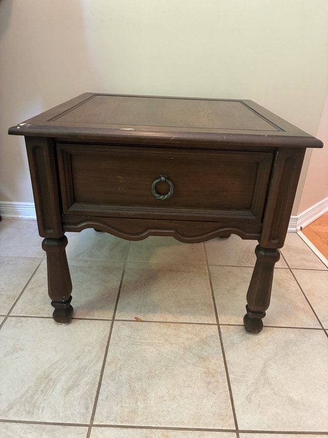 Solid Wood End Table / Side Table with Storage Drawer - photo 5