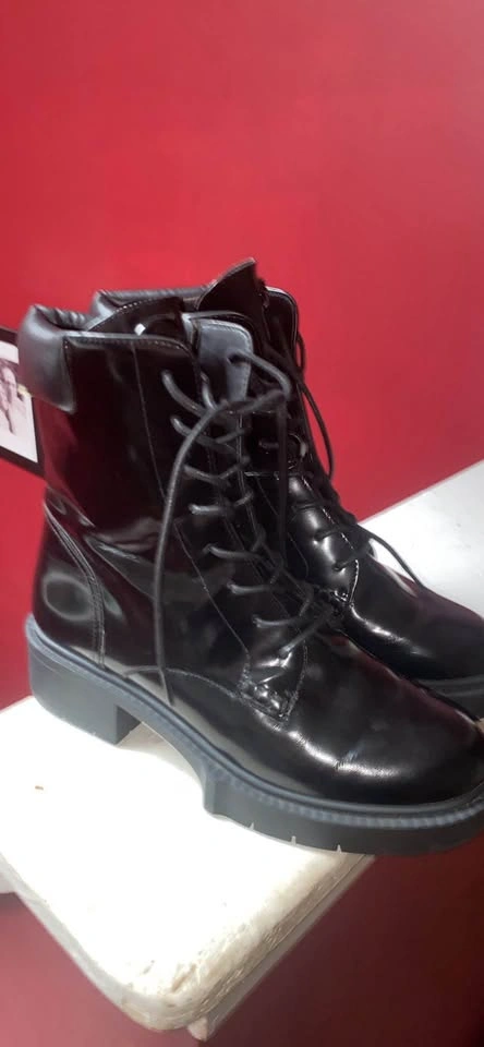 Authentic Coach women’s avery platform boots - photo 2
