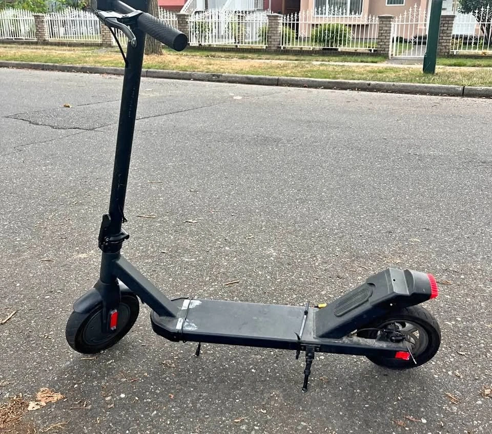 E-scooter battery repair and replacement services