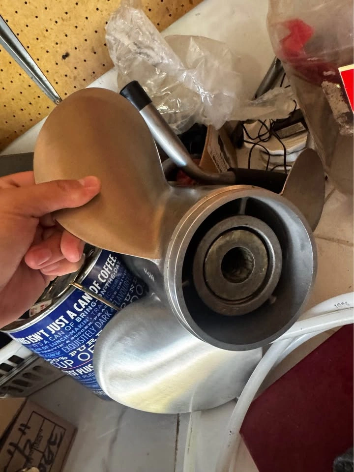 Mercury Stainless Steel Boat Propeller 13.75 x 21P (48-16318) - photo 2