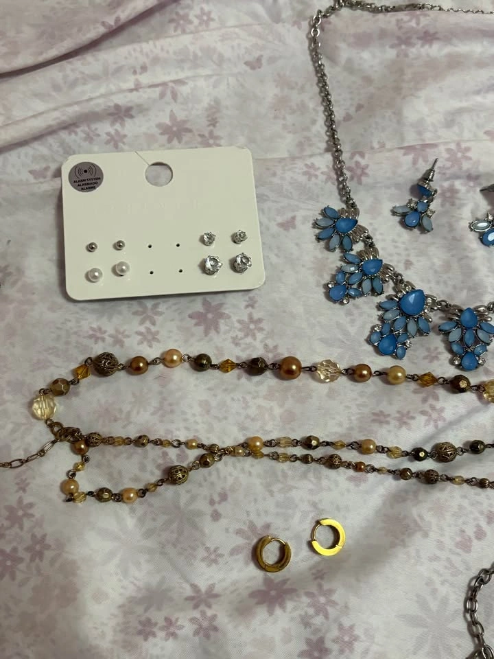 jewelry lot - photo 2