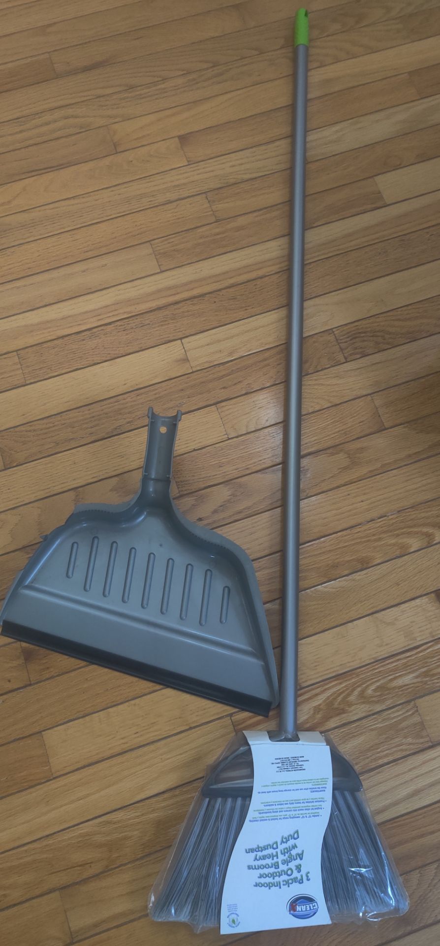 Clean2 3-Pack Angle Brooms with Heavy Duty Dustpan - photo 2
