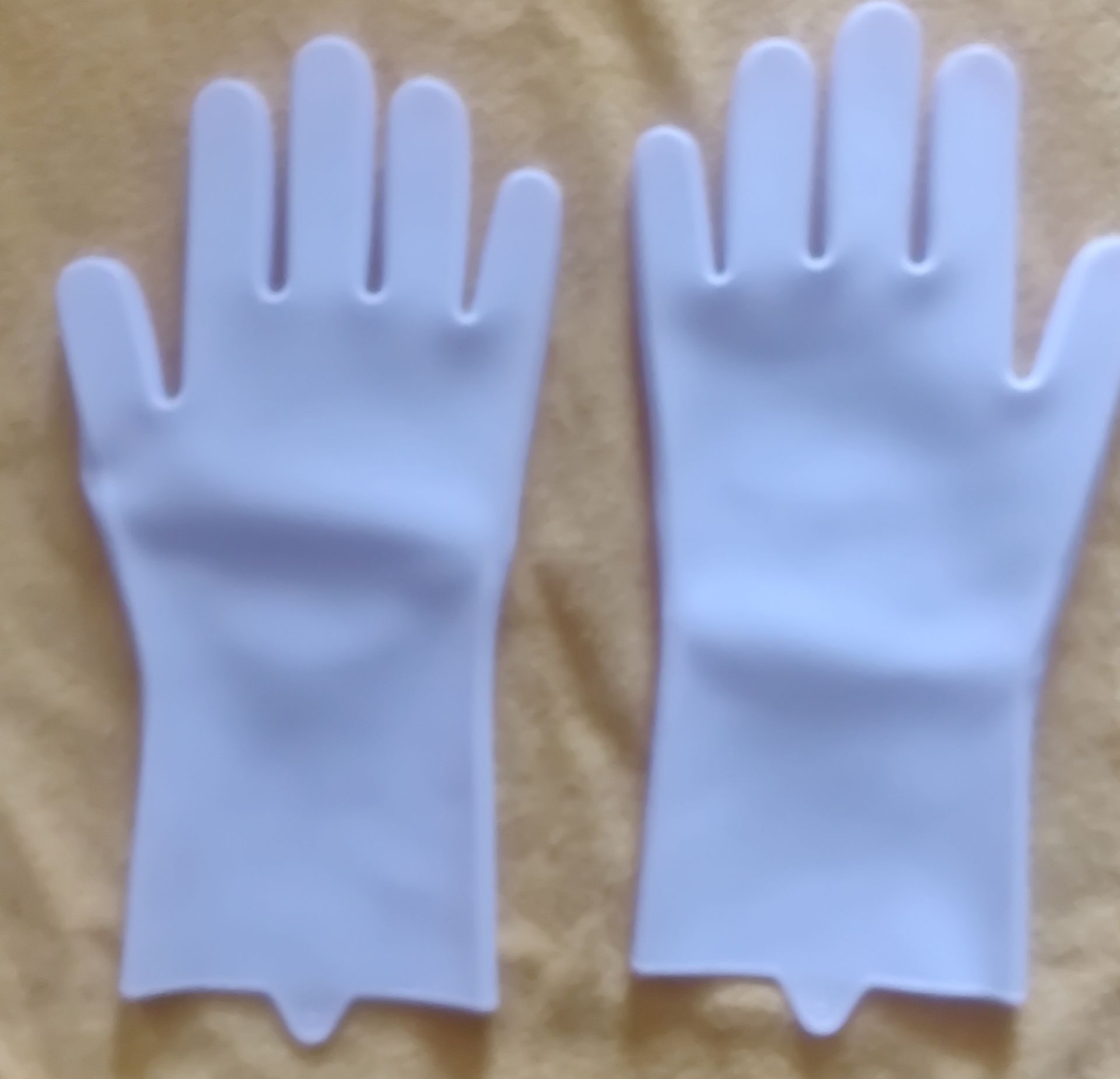 Silicone Scrubbing Gloves - photo 2