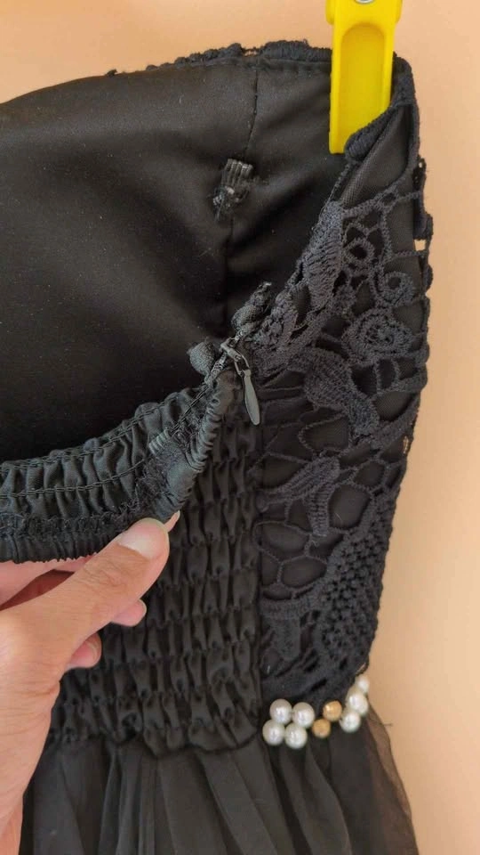 Black Strapless Lace and Tulle Mini Dress - Small - photo 3