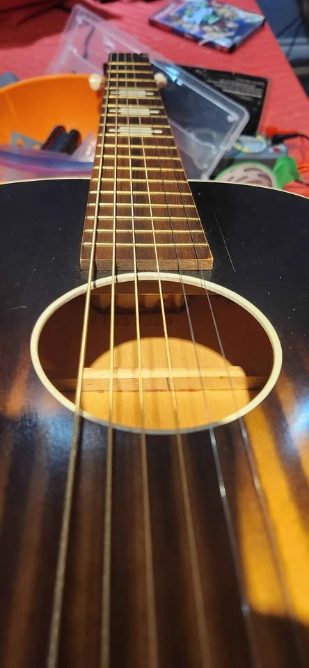 Vintage Stella Parlor Guitar – Likely 1940s/50s – With Case - photo 4
