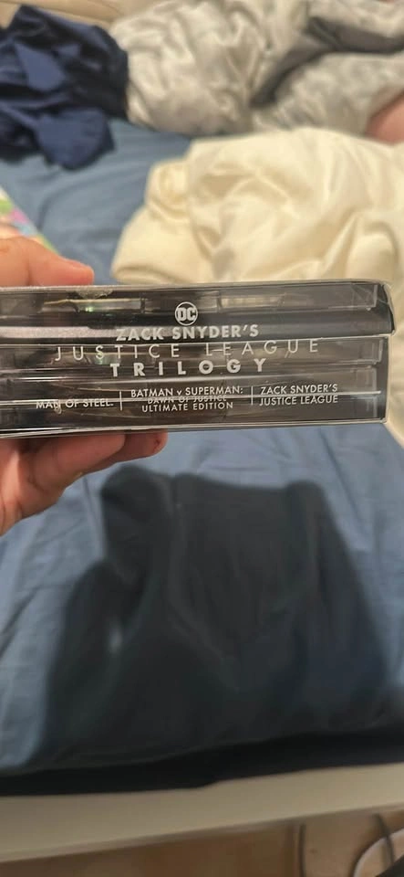 Zack Snyder Justice League Trilogy Box Set - photo 2