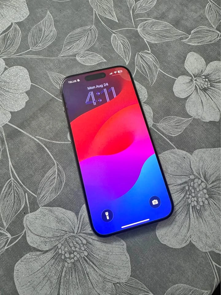 iPhone 15 Pro (128GB)