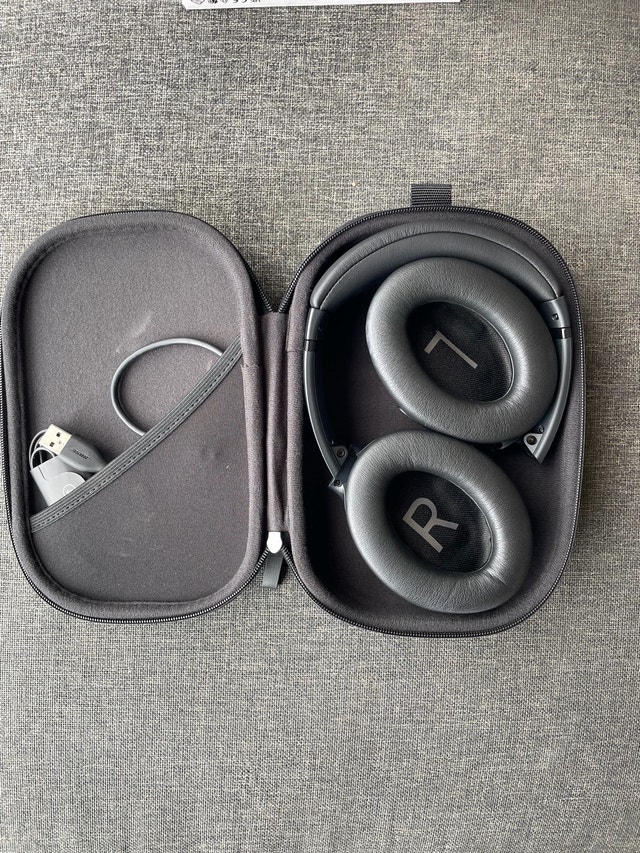 Bose QuietComfort headphones - photo 5