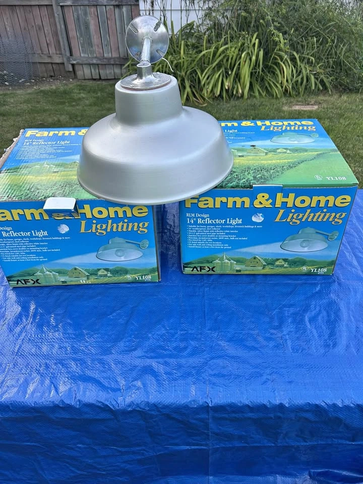 Outdoor Farm & Home Lighting 14" Reflector Light - pair
