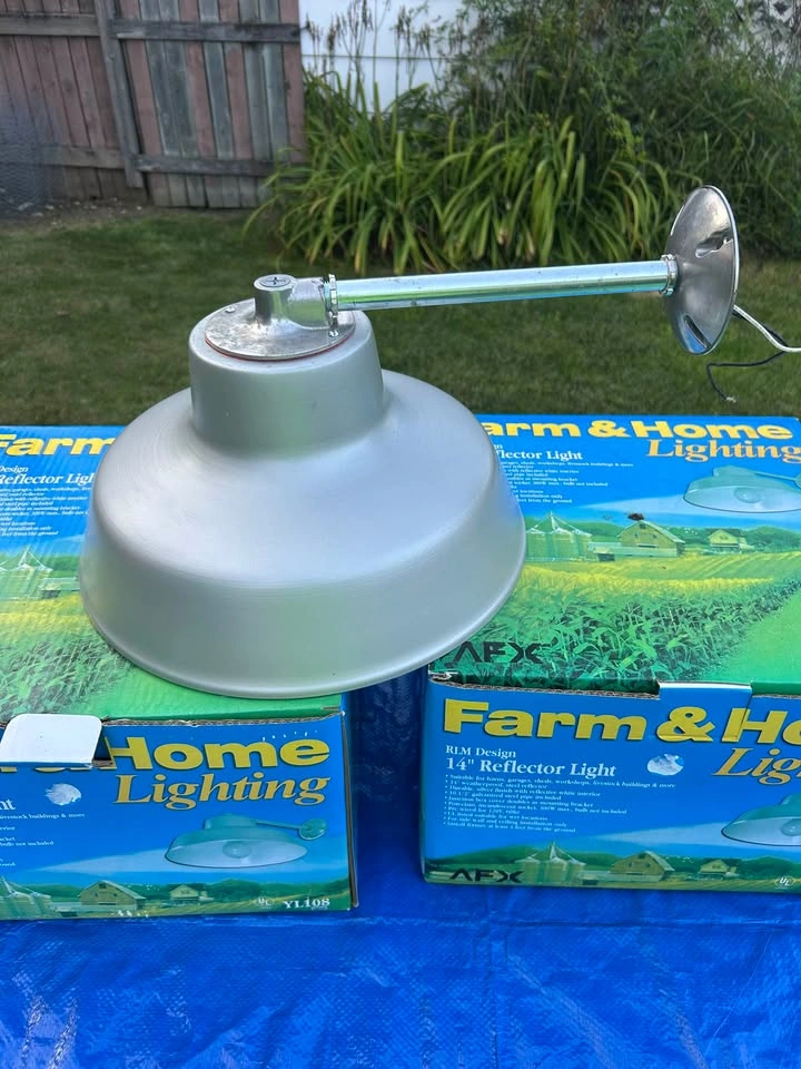 Outdoor Farm & Home Lighting 14" Reflector Light - pair - photo 2