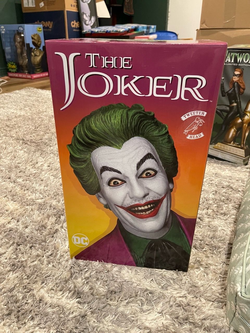 Batman 1966 TV Series The Joker 1:6 Scale Maquette Statue - photo 4