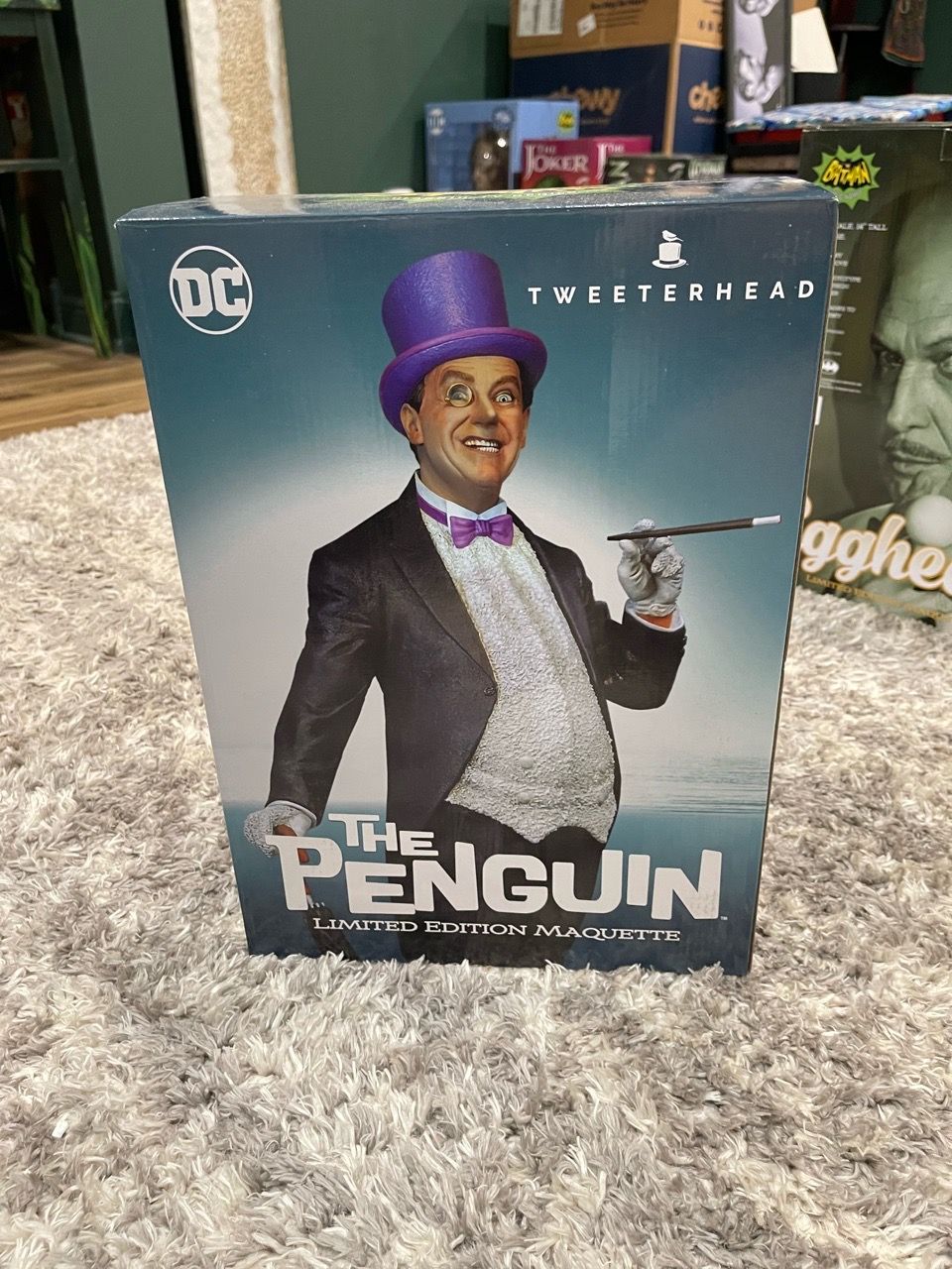 Batman 1966 TV Series The Penguin 1:6 Scale Maquette Statue - photo 4