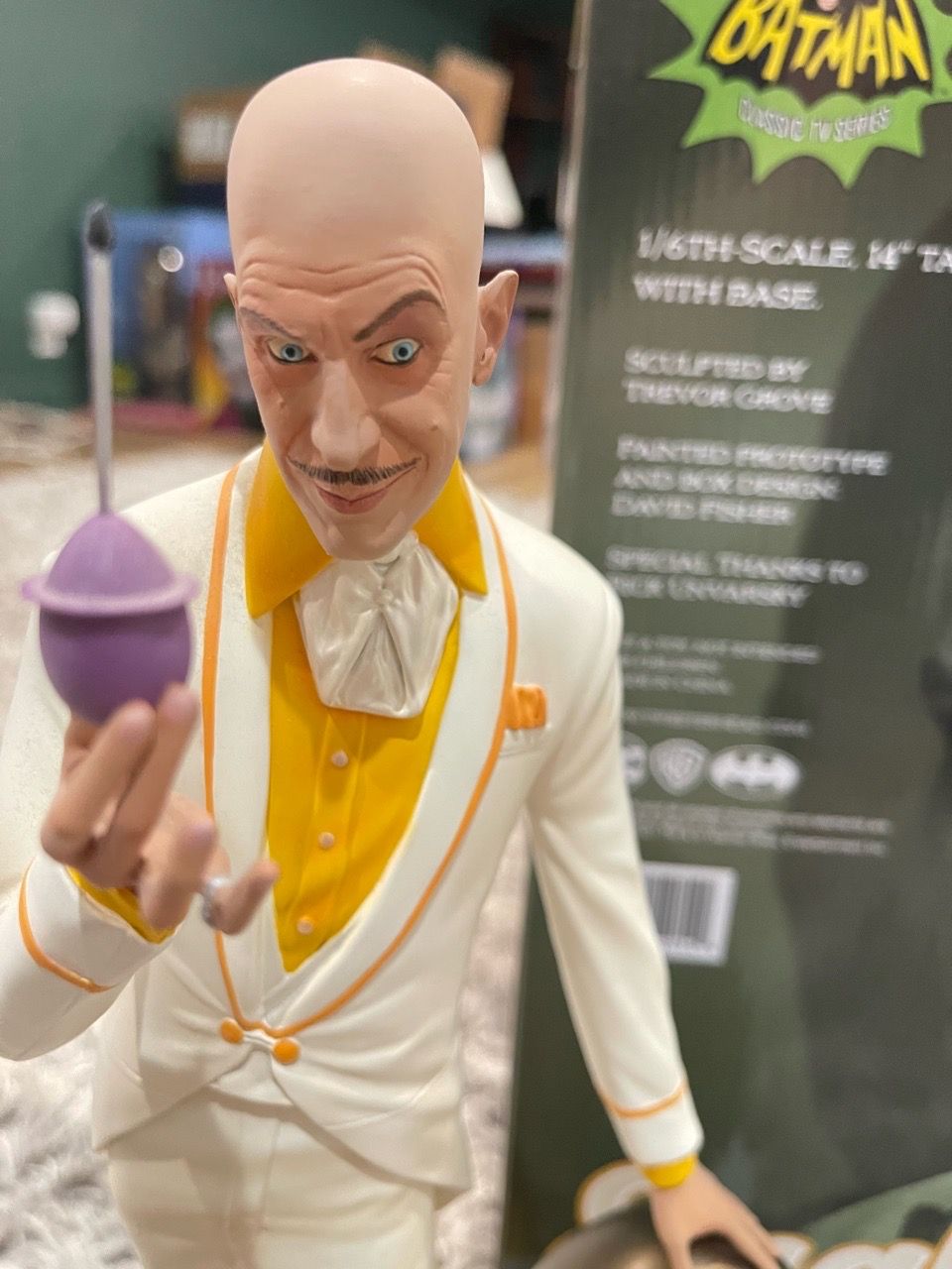 Batman 1966 TV Series Egghead 1:6 Scale Maquette Statue - photo 2