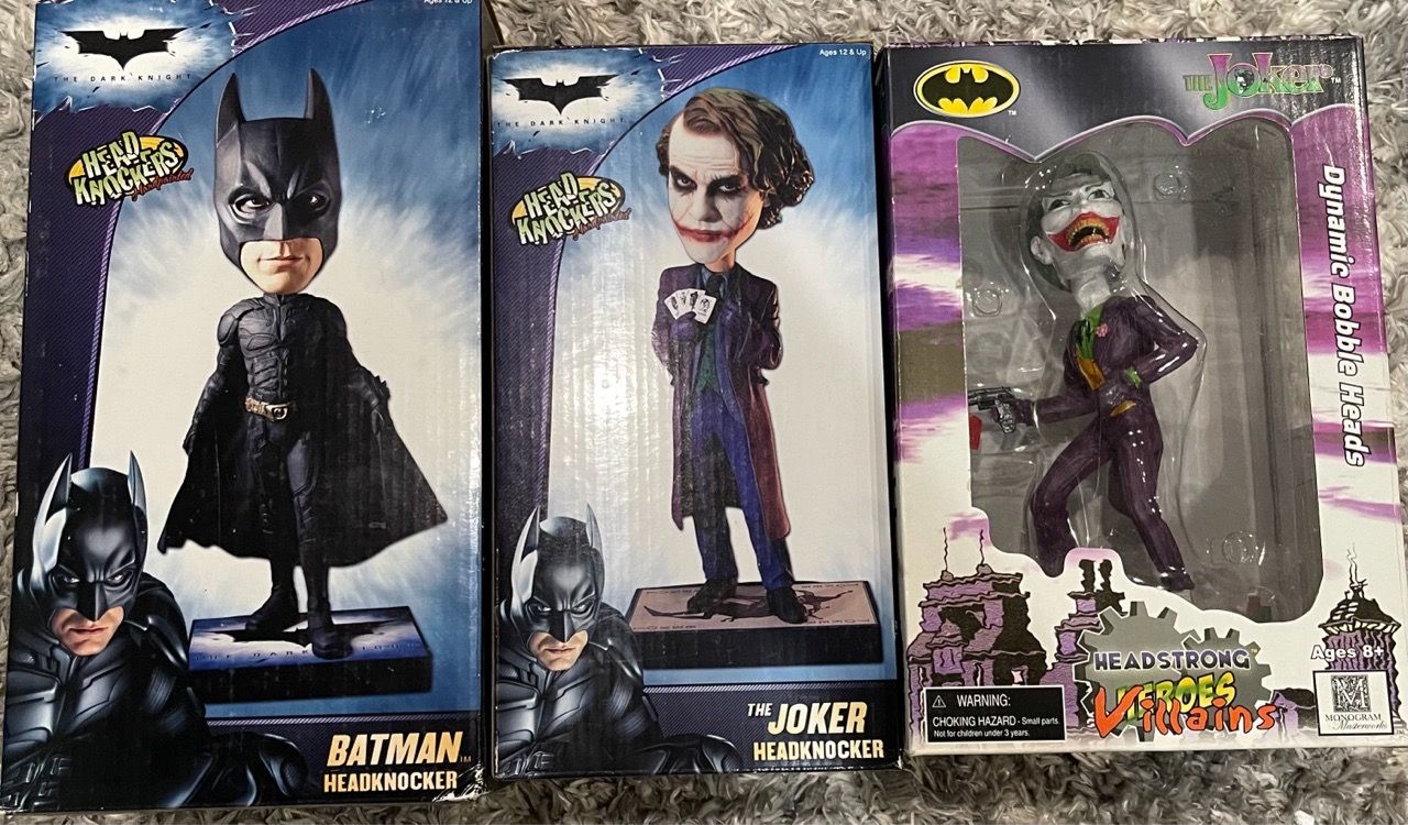 The Dark Knight & Joker/Batman Display Collectibles — 3-Piece lo