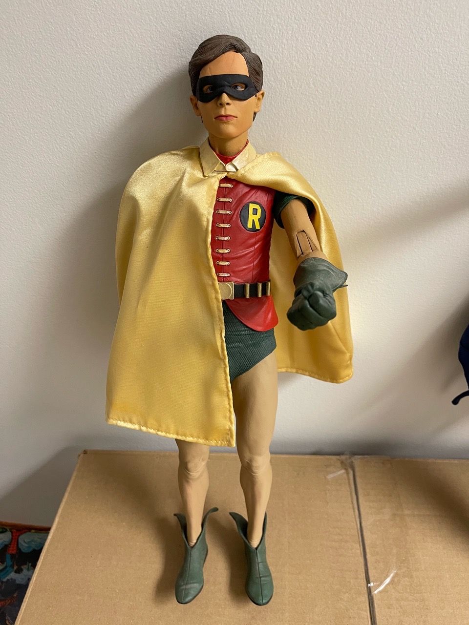 NECA Robin 1966 TV Series 1/4 Scale Figure - Burt Ward