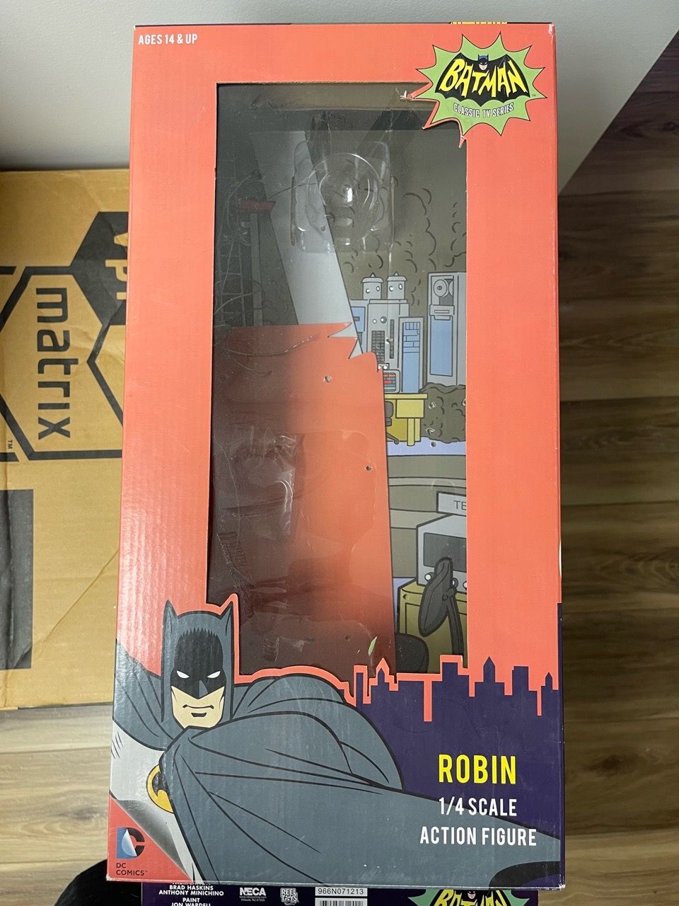 NECA Robin 1966 TV Series 1/4 Scale Figure - Burt Ward - photo 4