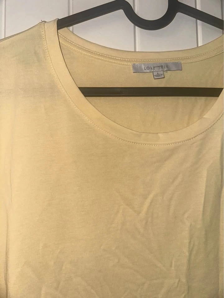 Butter Yellow T-Shirt - photo 2