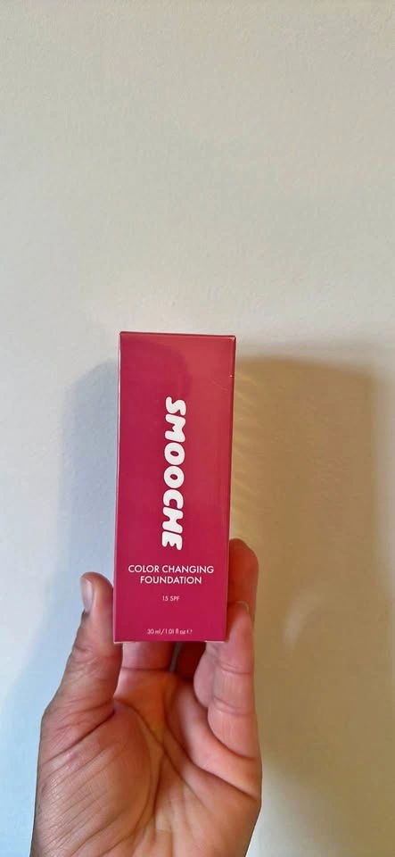 Smooche Color Changing Foundation