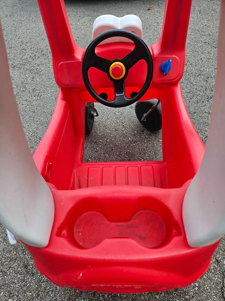 Little Tykes Cozy Coupe - photo 4