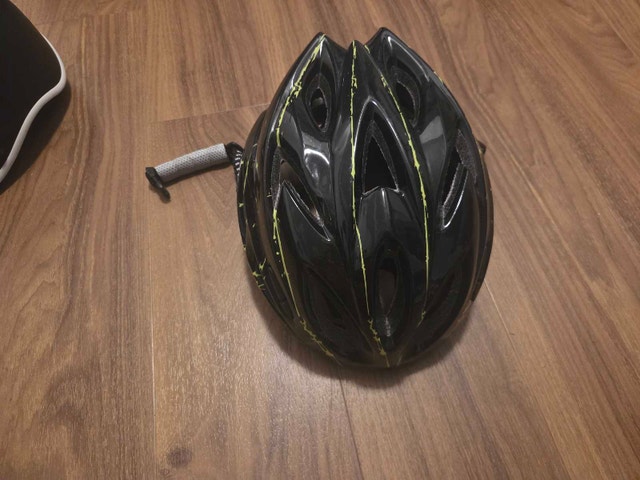 bike helmet - photo 3