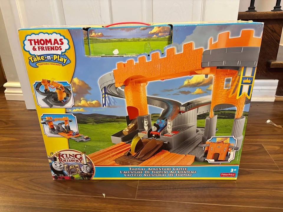 Thomas & Friends Take-n-Play Adventure Castle Track Set