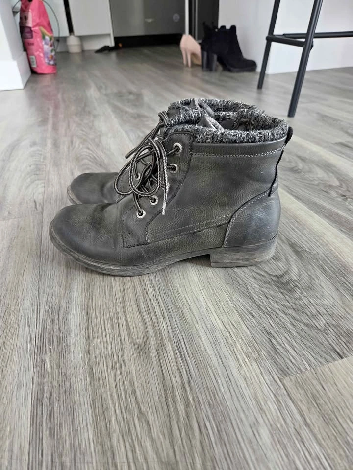 Black Faux Leather Ankle Boots with Knit Collar