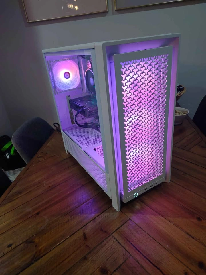 Custom Gaming PC - photo 3