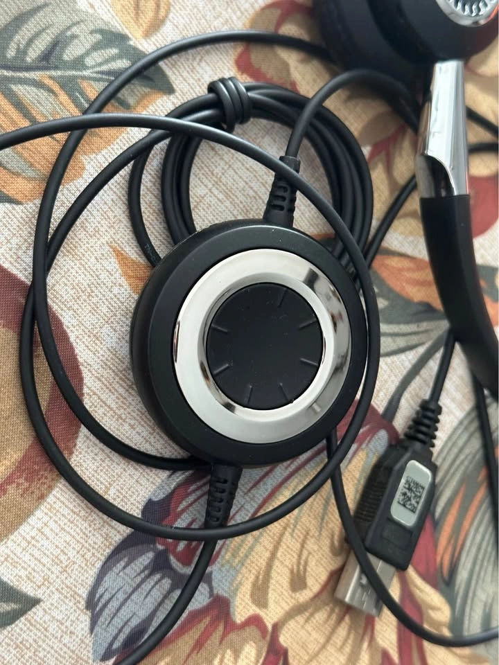 Jabra Evolve 40 Wired Headset - photo 3