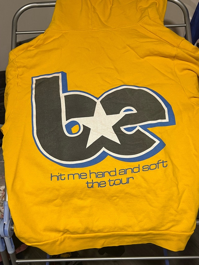 Billie Eilish Yellow Zip Hoodie - photo 4