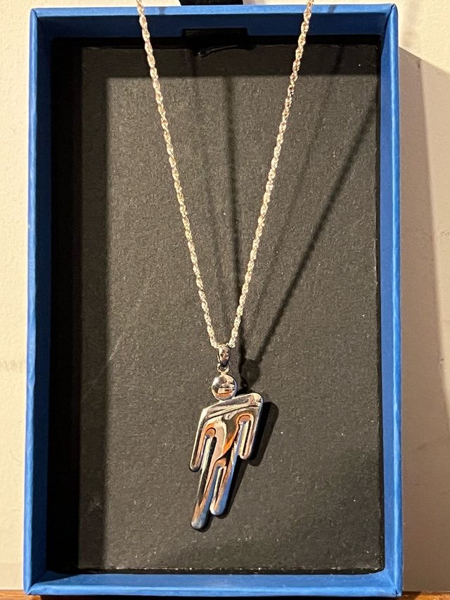 Billie Eilish Blohsh Silver Friendship Necklace