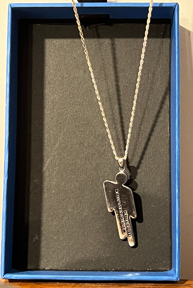 Billie Eilish Blohsh Silver Friendship Necklace - photo 3