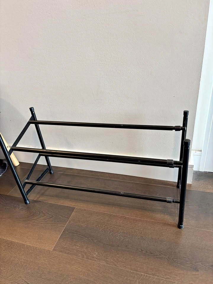 Expandable 2-Tier Shoe Rack