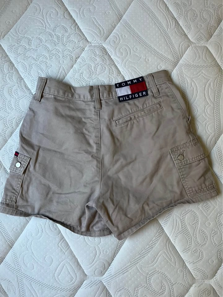 Vintage Tommy Hilfiger Shorts Size 28 - photo 2