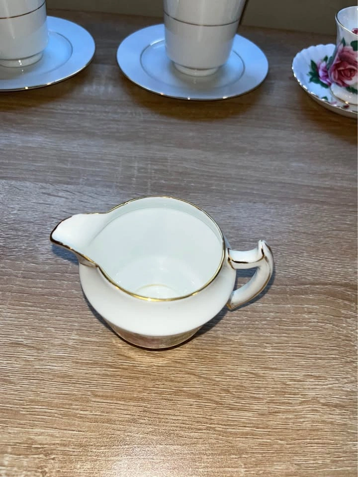 Vintage Creamer Jug - photo 2