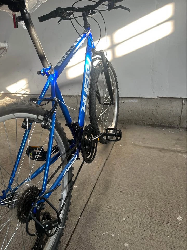 Huffy Rock Creek 26" Men’s 18-Speed Mountain Bike - Blue - photo 3