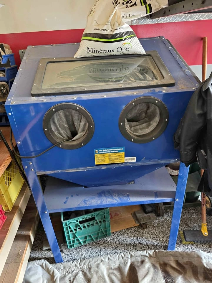 Sand blaster Cabinet