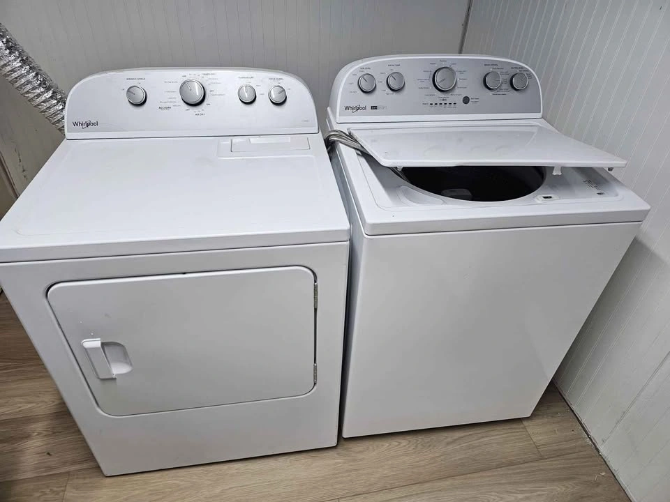 Whirlpool Washer and dryer - photo 2