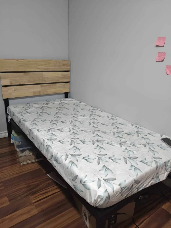 Twin Platform Bed Frame with Wooden Headboard - photo 2