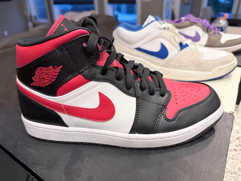Jordan 1, NMD, Stadium 90, Lebron Witness VII - photo 4