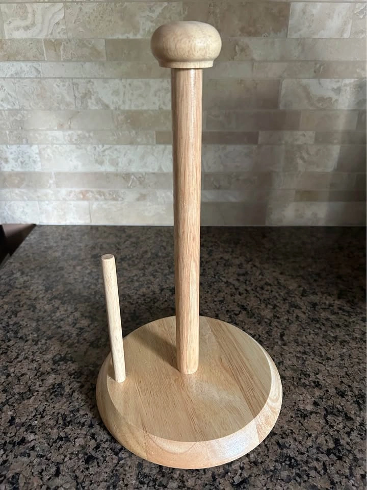Brand New Wood Paper Towel Holder Made in Thailand P/U Markham - photo 2