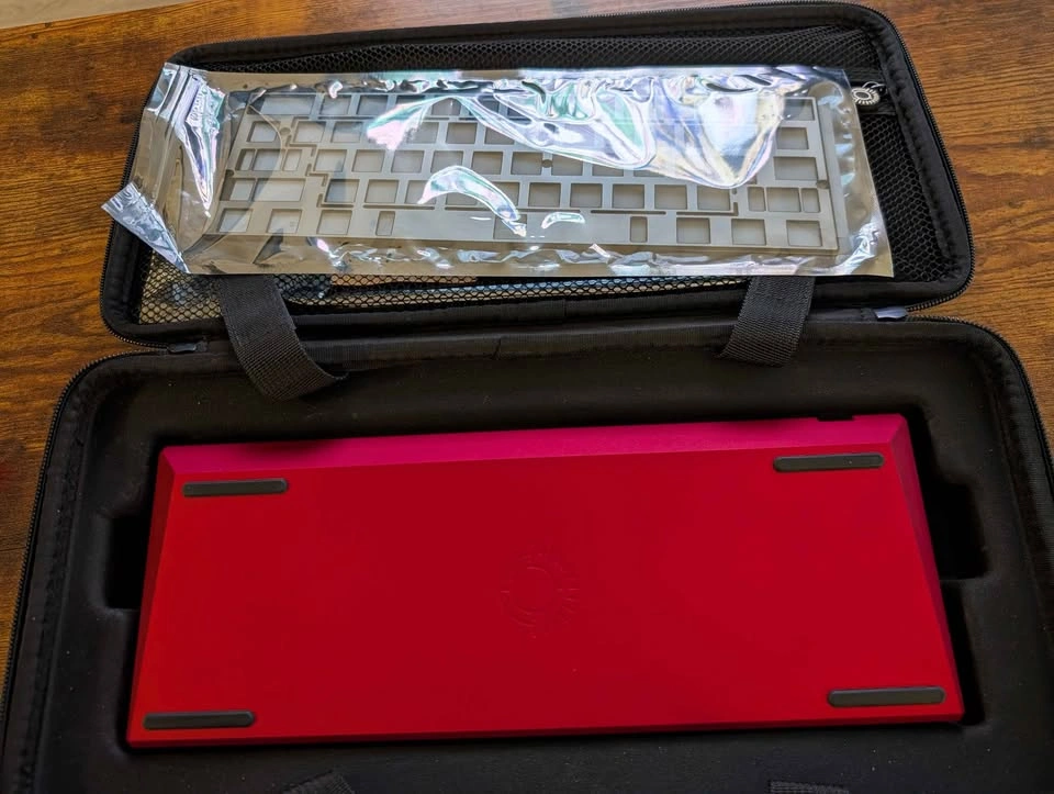Wilba.Tech - Salvation Mechanical Keyboard Kit - Red - photo 2