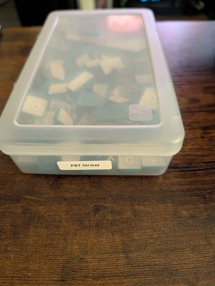 PBT Striker Keycap Set - photo 2
