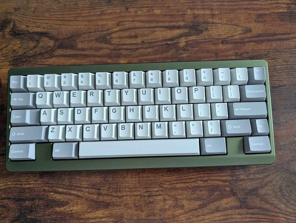 Regression 60% Custom Mechanical Keyboard - Olive Green