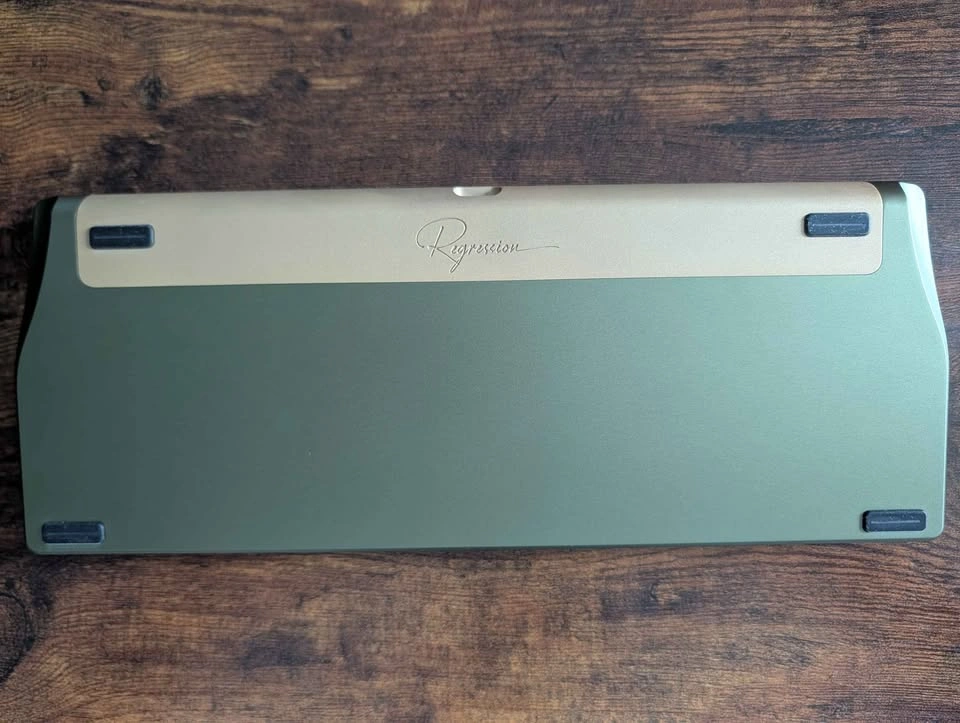 Regression 60% Custom Mechanical Keyboard - Olive Green - photo 3