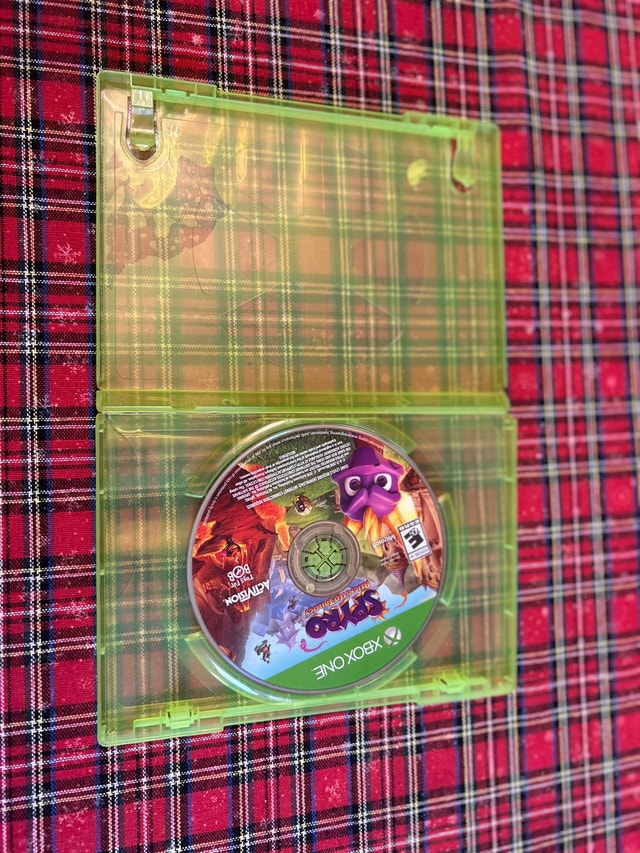 Xbox One Games Bundle Crash Bandicoot & Spyro - photo 2