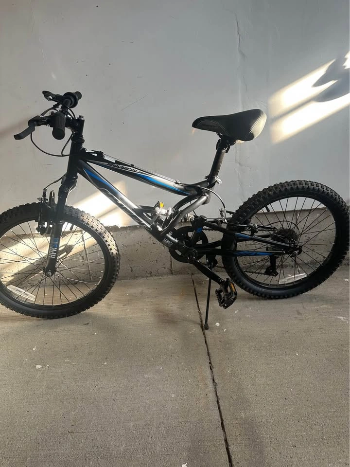Hyper 20" Shocker Mountain Bike - Black - photo 2